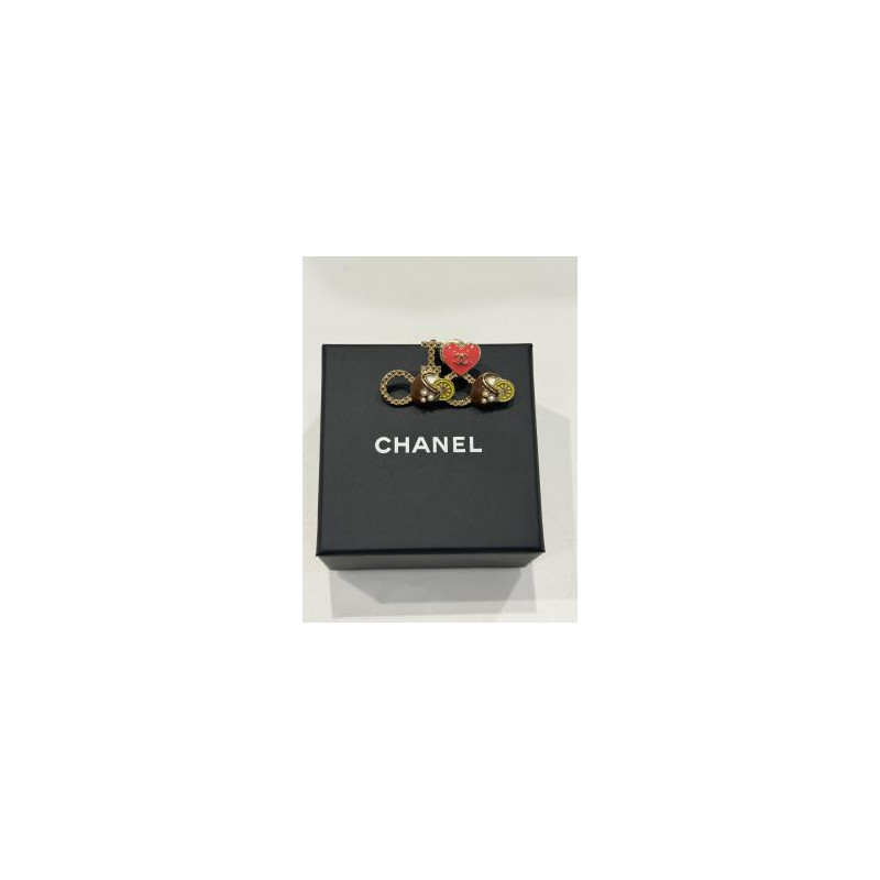 BROCHE CHANEL